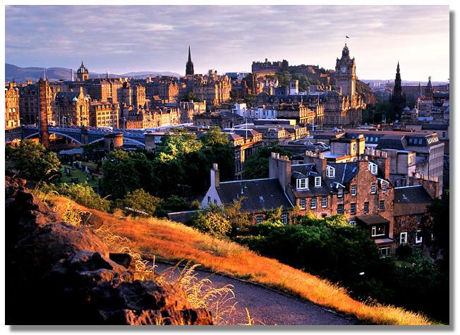 EdinburghCastle.jpg EdinburghCastle.jpg
