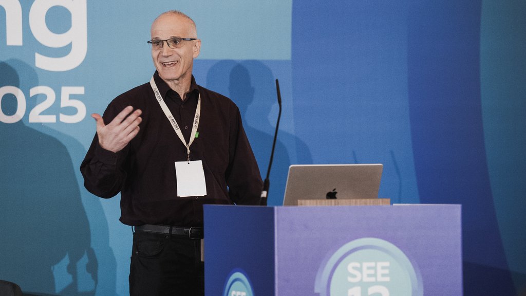 Yuval Shavitt giving a presentation